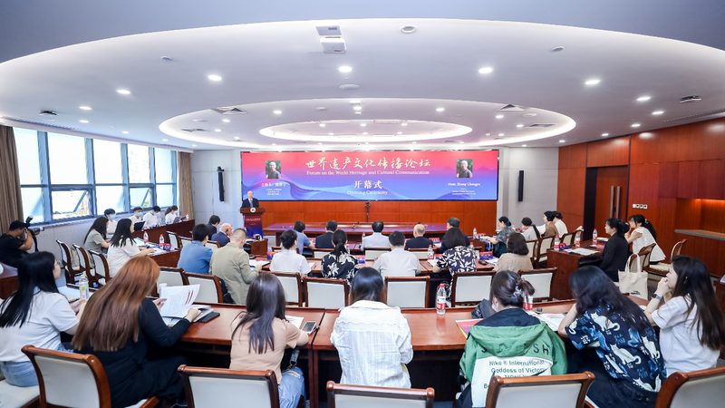 上海文化传媒公司办公设备清单：从基础到专业解析**